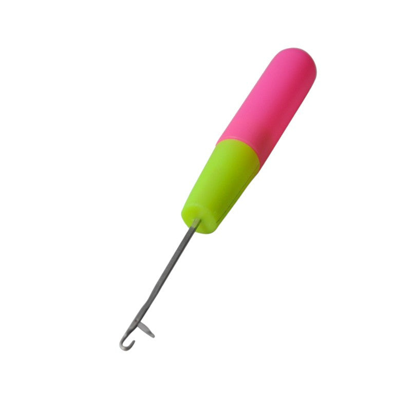 Hair crochet needle styling tool